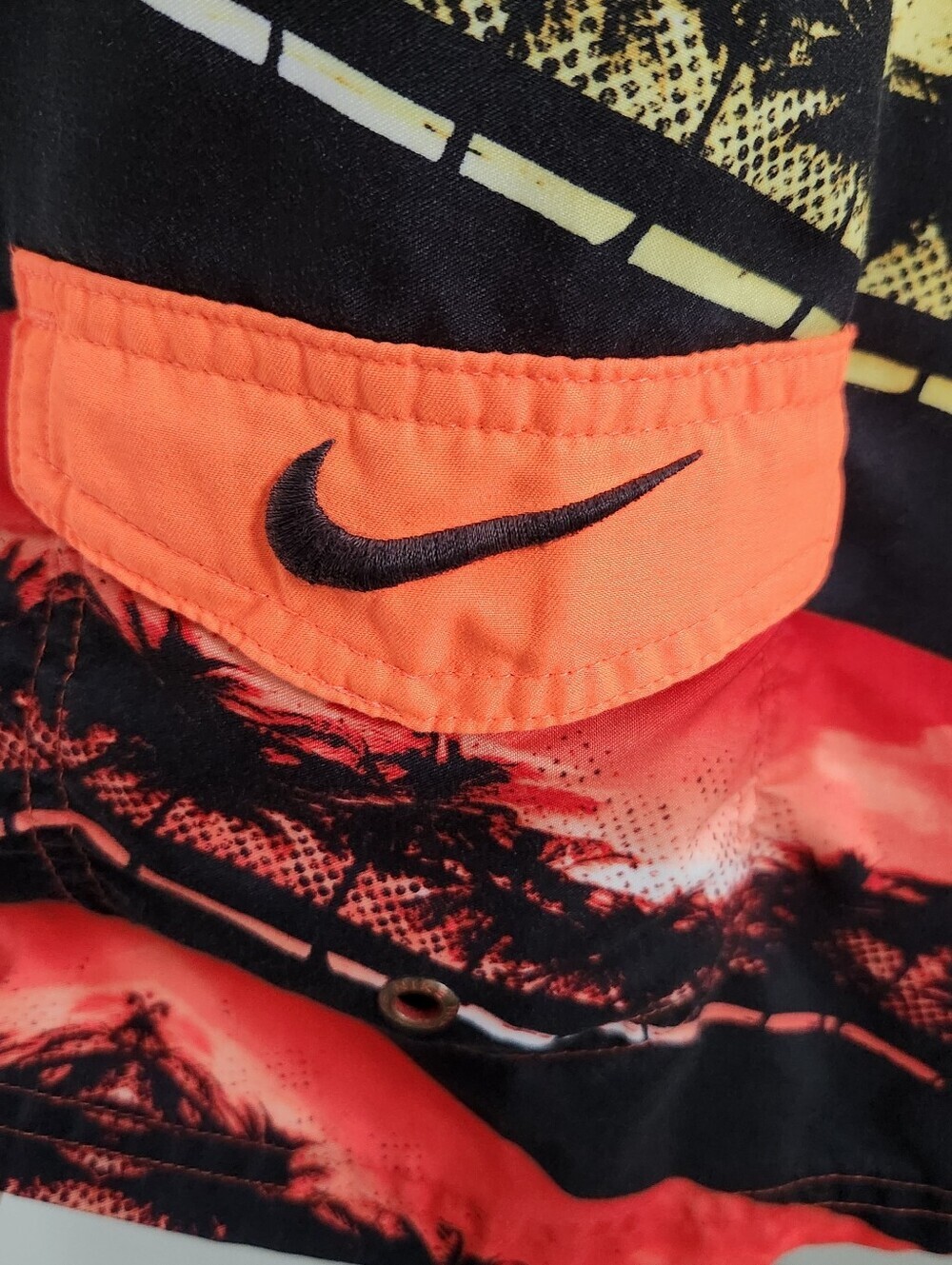 Nike tropical swim trunks board shorts resortwear beachy island colorful XL - Picture 2 of 9